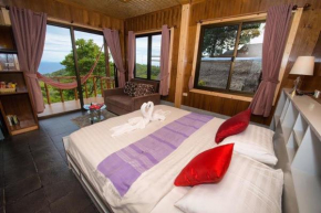 Tree House Koh Tao